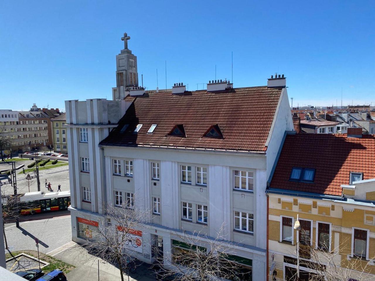 Perla Hradce 202 Apartment Hradec Kralove Exterior photo
