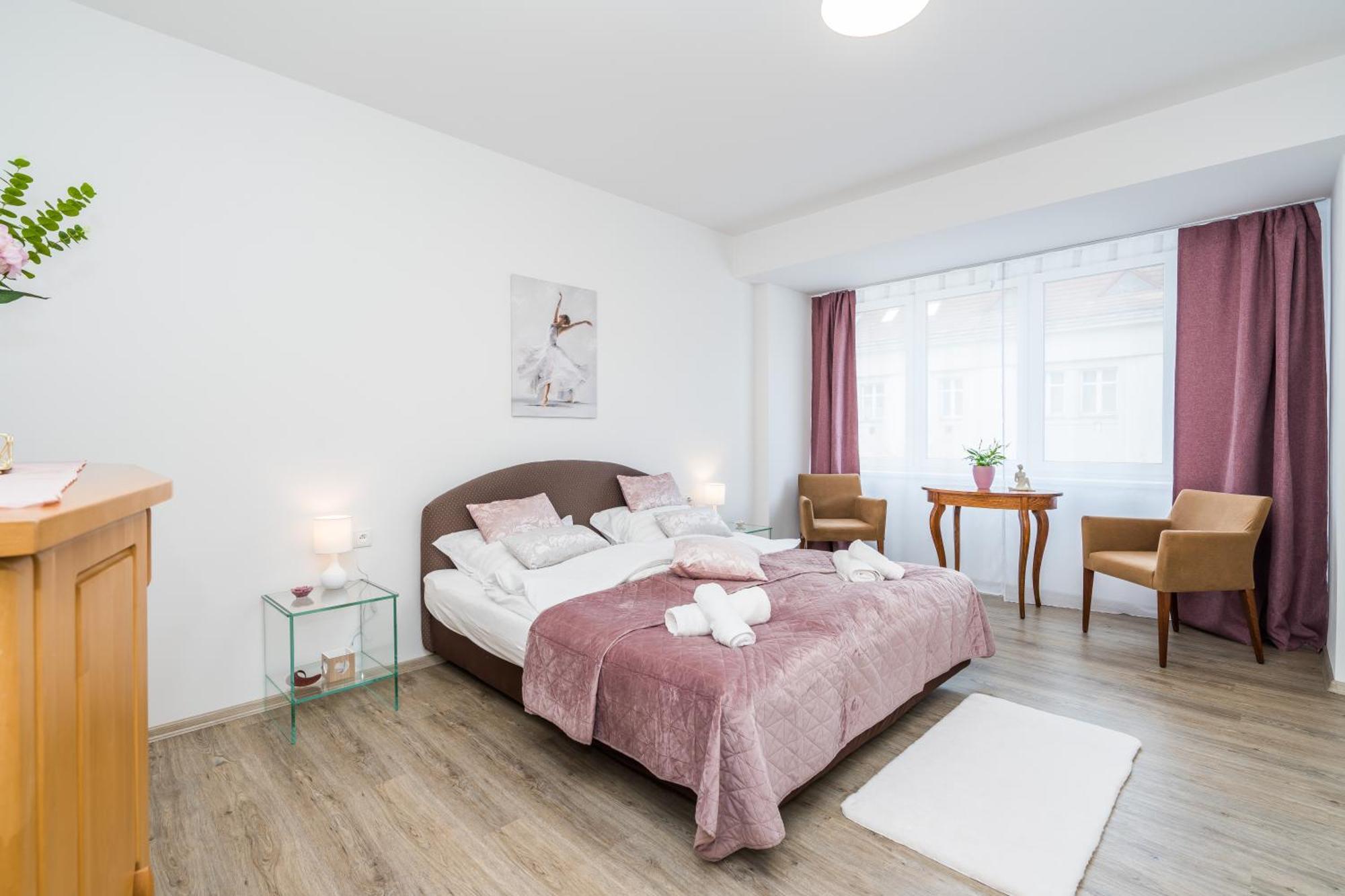 Perla Hradce 202 Apartment Hradec Kralove Exterior photo