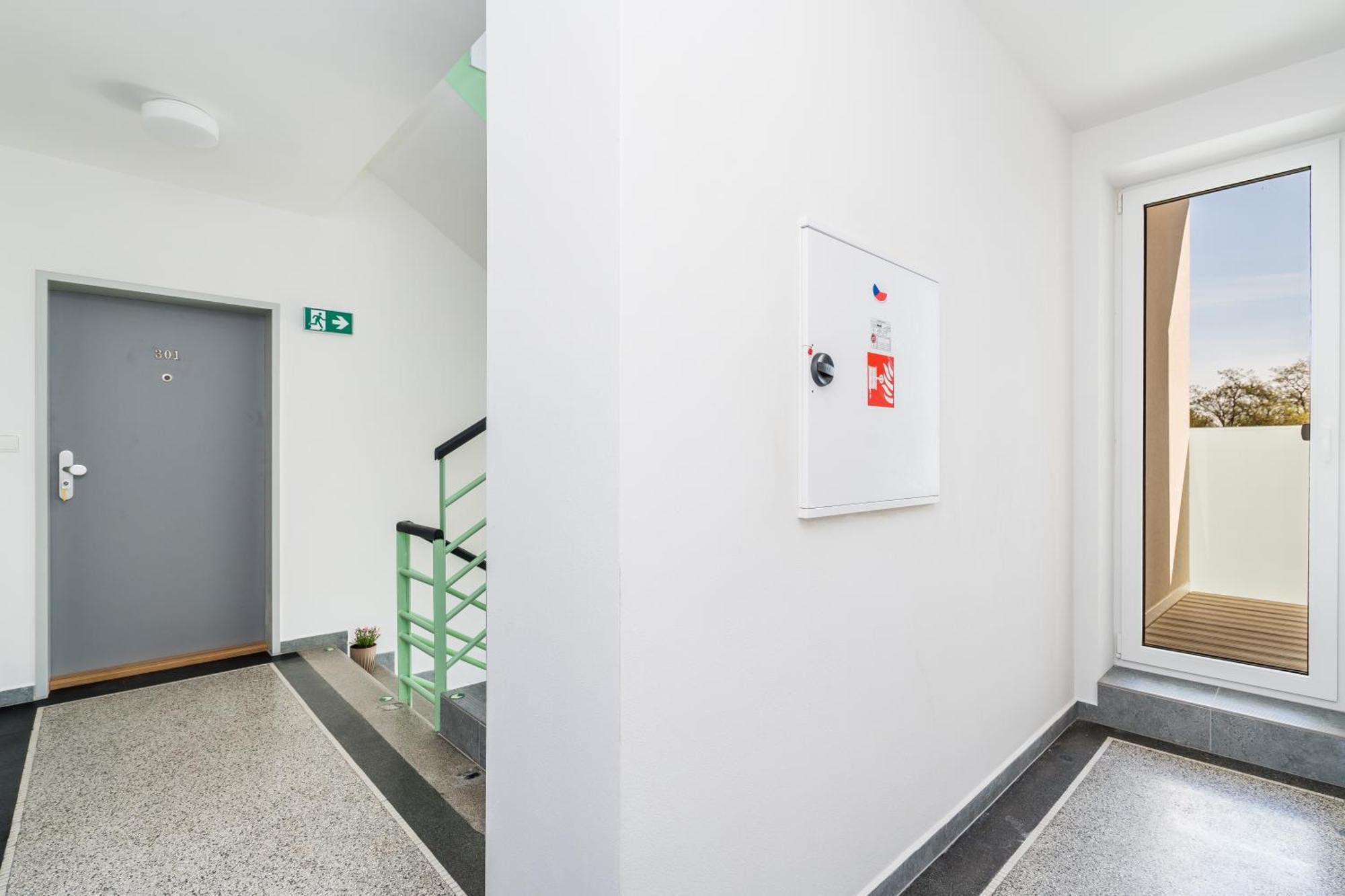 Perla Hradce 202 Apartment Hradec Kralove Exterior photo